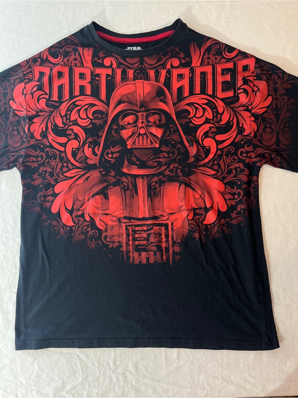 Star Wars Black & Red Darth Vader Graphic Tee - Men's Shirt
